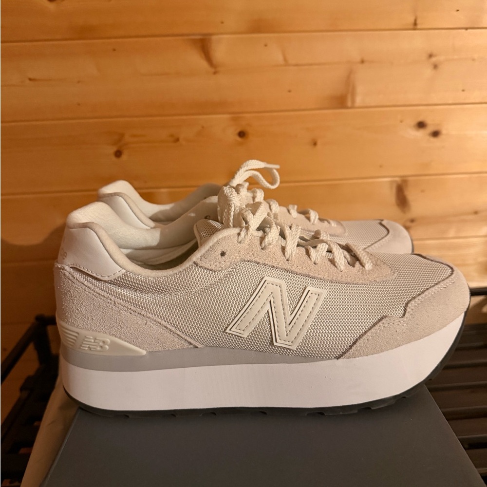 New Balance Women's Platform Sneakers. Size 9.5
